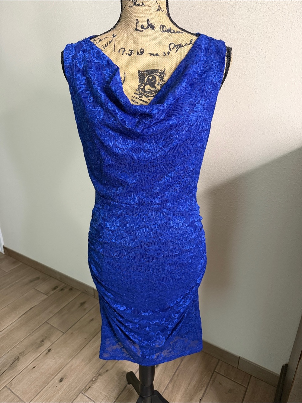 Elegant Royal Blue Lace Dress